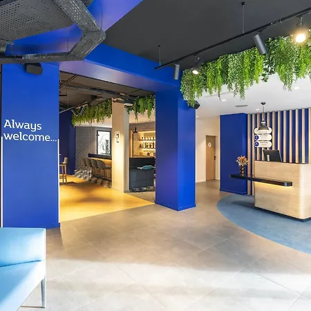 ホテル Express Paris - By Ihg 3*