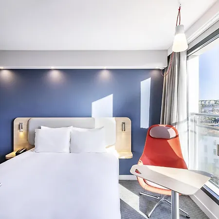 Hotel Express Paris - By Ihg Poissy