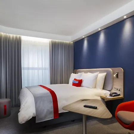 Hotel Express Paris - By Ihg 3*