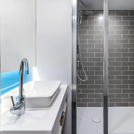 Hotel Express Paris - By Ihg 3*