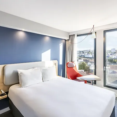 Express Paris - By Ihg Hotel 3*